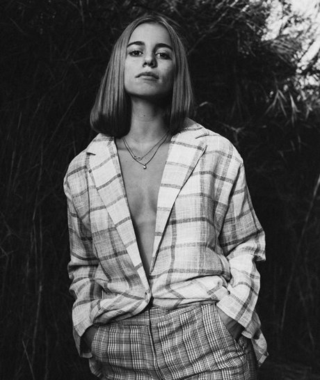 Daniela Karli exclusive model pictures