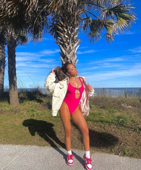 Jayla Marie nude model photos