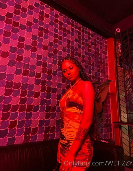 its pocahontas hot star photos