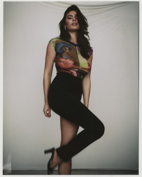 Lauren Searle perfect star archive