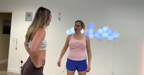 Mondragon Chiropractic star nudes img