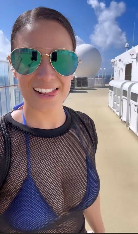 AEW Dasha Kuret star nude photo