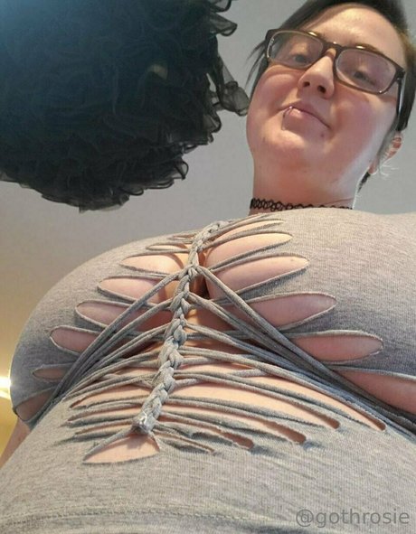 gothrosie star porn picture