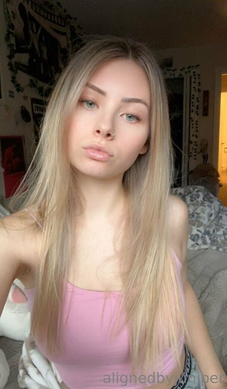 alignedbyjuniper hot star image