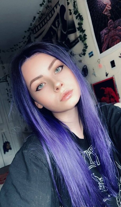 alignedbyjuniper beautiful actress gallery