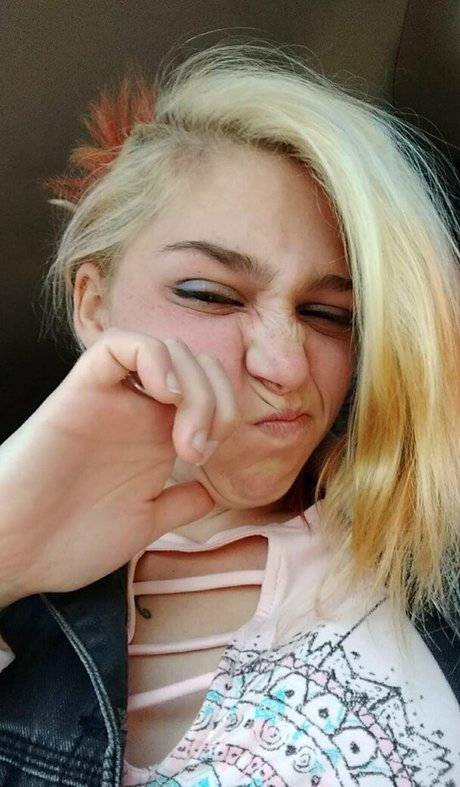 pyxxii beautiful pornstar pic