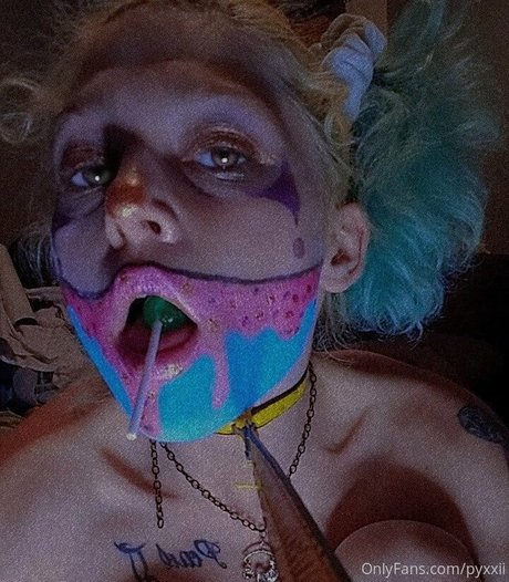 pyxxii pornstar free photos