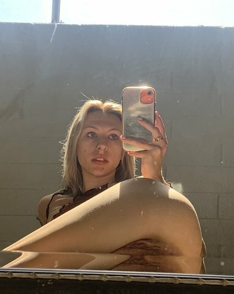 curvy nude onlyfans art naked archive