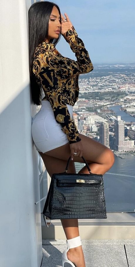 Gallienne Nabila hot star picture