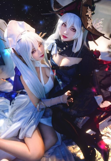 sakuracyan_ model naked img