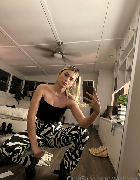 tashlove star nudes photos