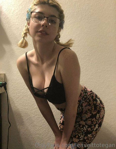 leaveittotegan exclusive model image