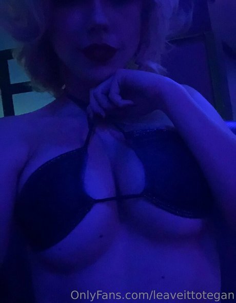 leaveittotegan adult model picture