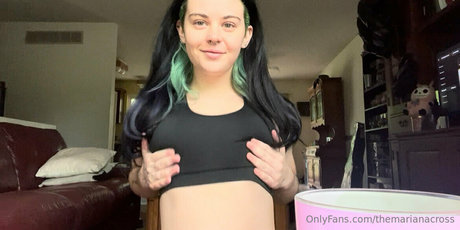 themarianacross hot actress pictures