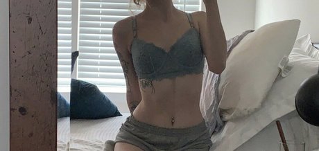 winni3thebunnie model hd img