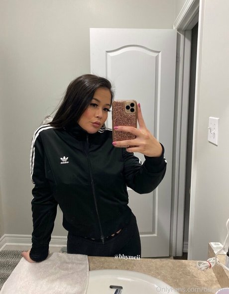 bbymeii pornstar nude img