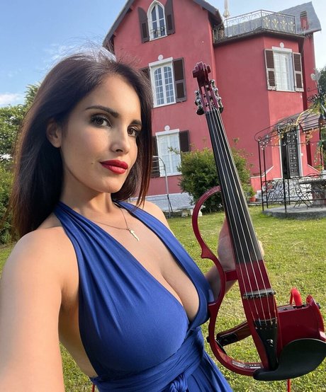 Roberta Ardito free star images