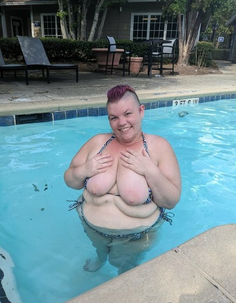 carsonthick nude star images