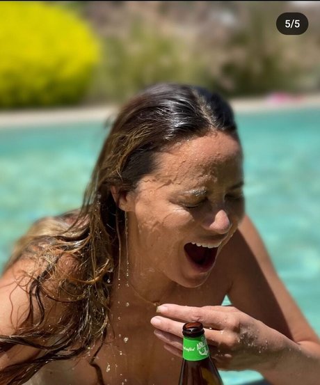 Moon Bloodgood model beautiful photo