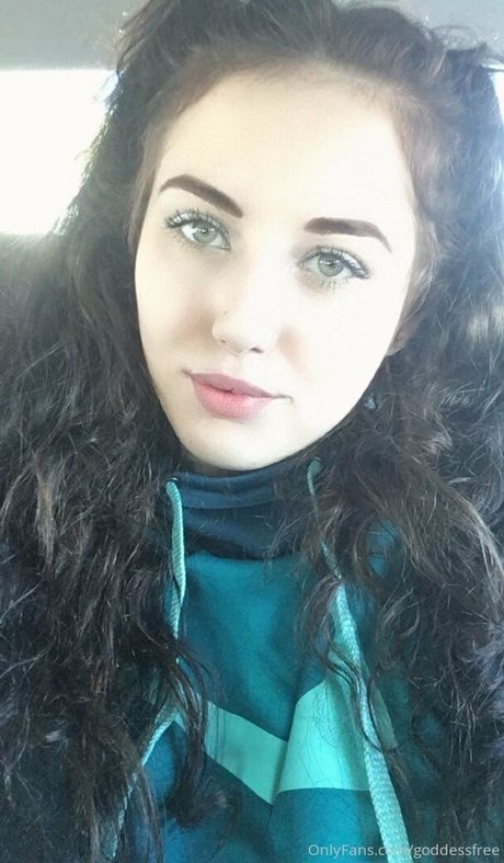 goddessfree model nice pic