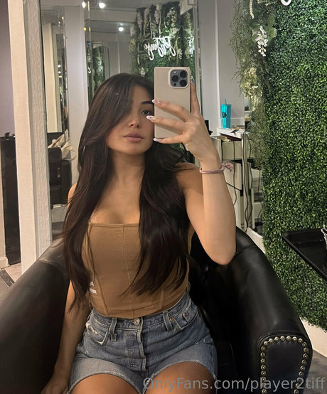 player2tiff star best picture