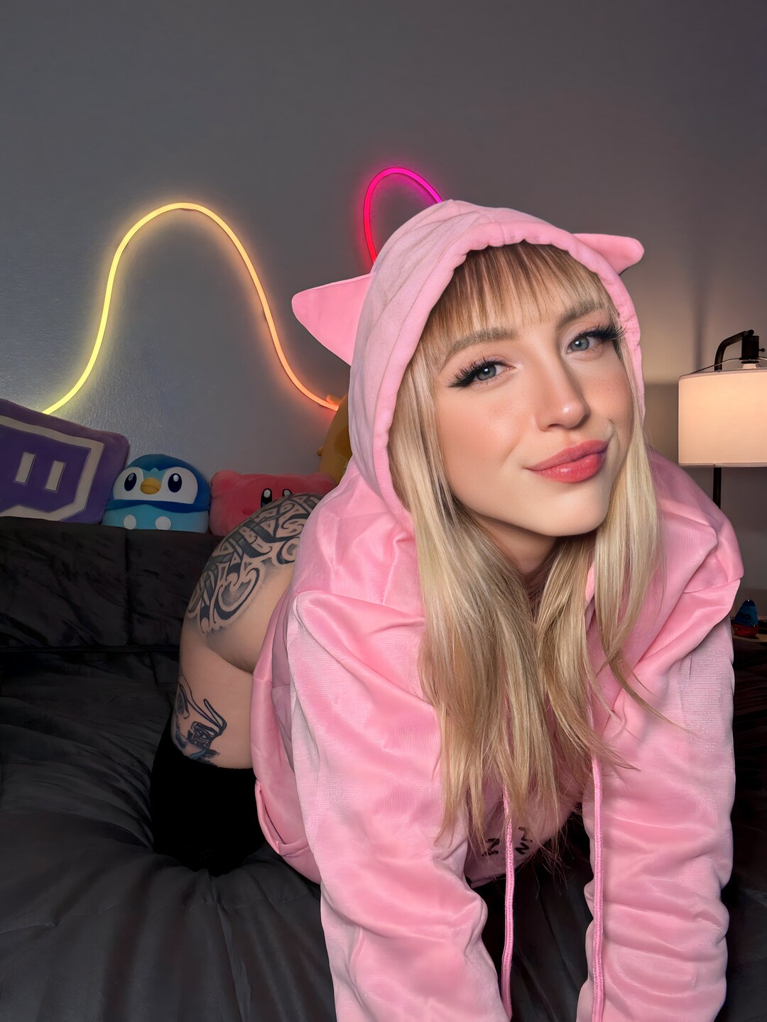 justpeechi model exclusive img