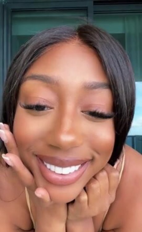 thick amateur onlyfans hd pic