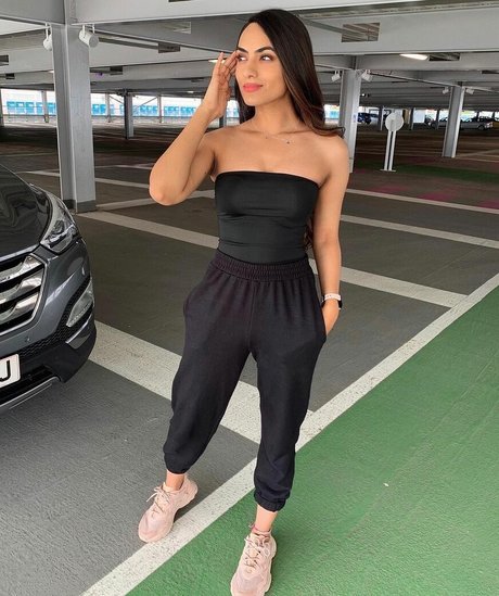 nikkirai_ model photos