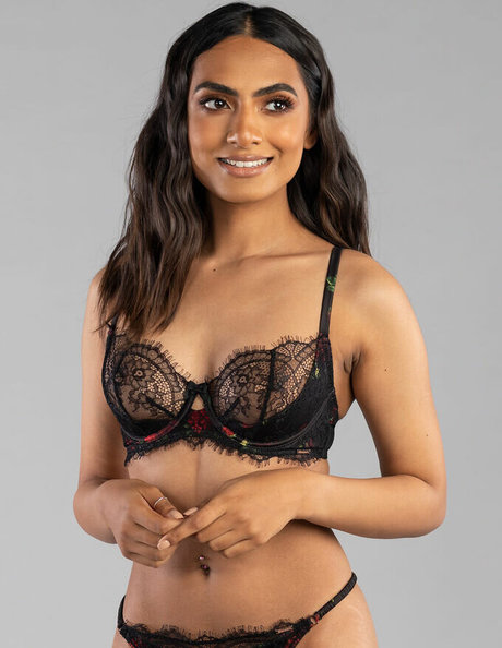 nikkirai_ pornstar naked photos