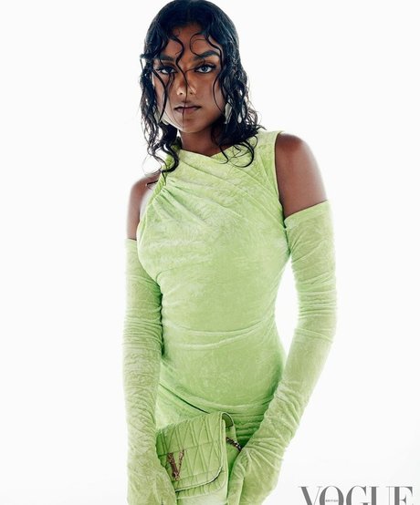 Simone Ashley best actress pics