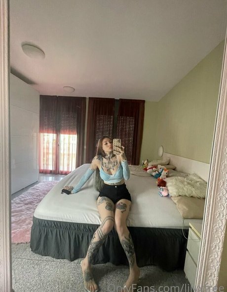 lilyxfree star nude picture