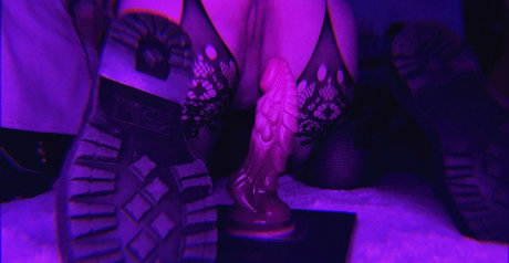 orphicgoddess model naked picture