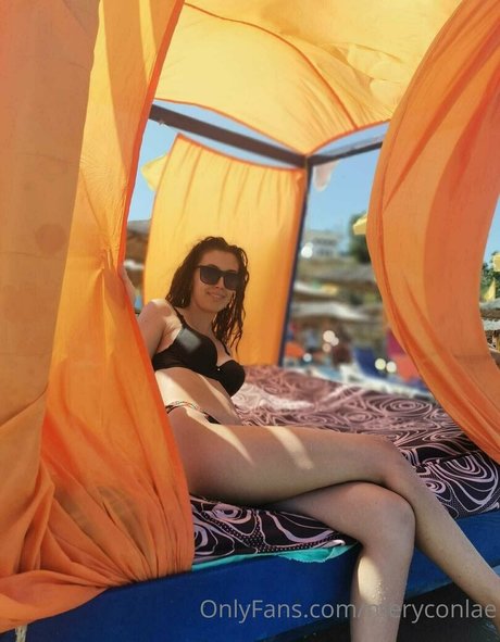 meryconlae star erotic galleries