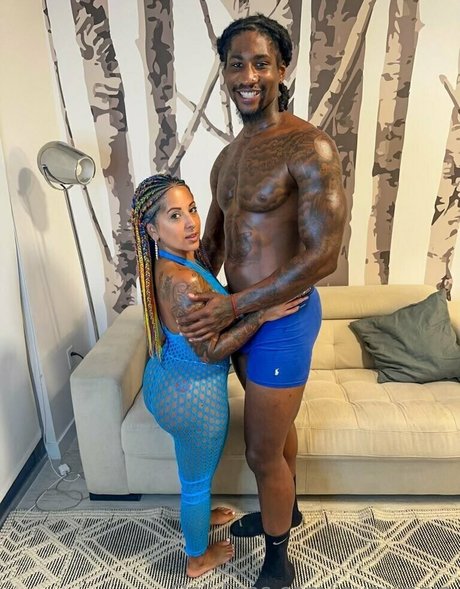 jayswingin model exclusive pictures