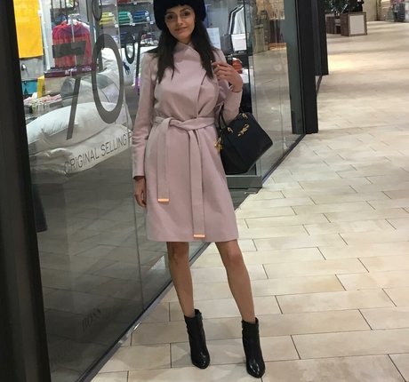 Kalina Balimezova model pretty pic