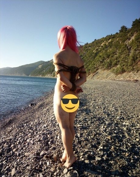 blonde petite onlyfans beautiful img