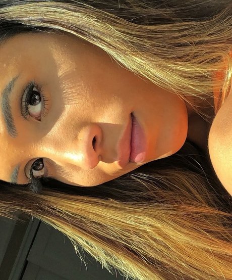 Cassia Fernandez nudes model pictures