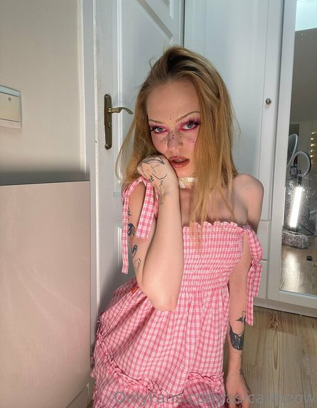 asica meow pretty pornstar archive