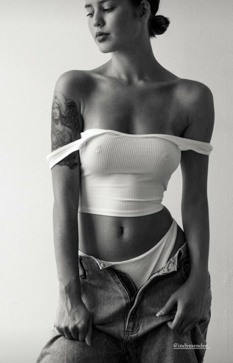 Indymendee_ pretty pornstar picture