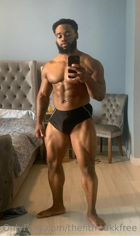 thefitfreakkfree model pornographic photo