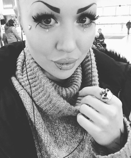 My Little Vronie beautiful pornstar galleries