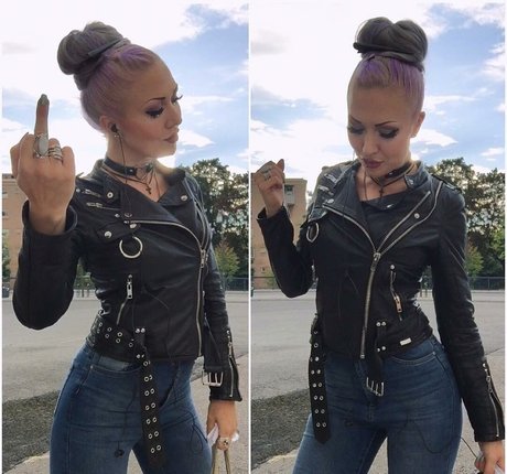 My Little Vronie pornographic model pics