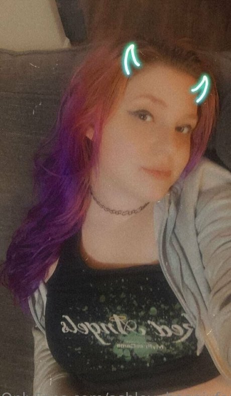 ashleyphoenixfans model naked image