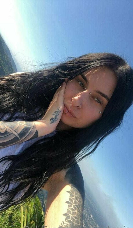 badkittymia pornstar naked photos