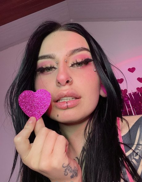 badkittymia hot star picture