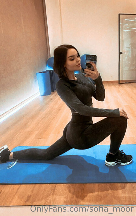 sofia moor exclusive model pics