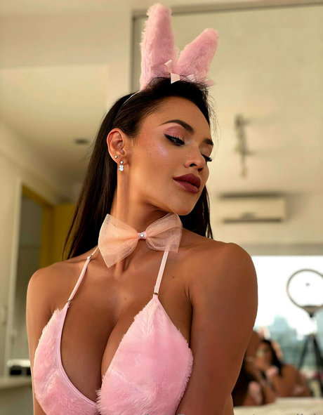 nattalick star erotic images