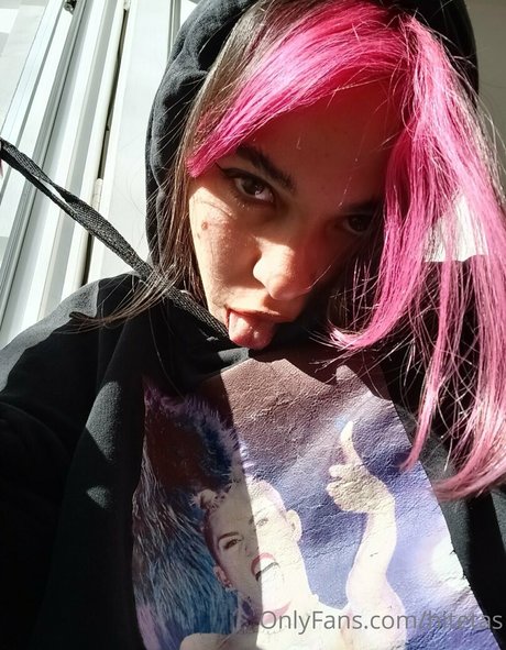 hitetas xxx star img