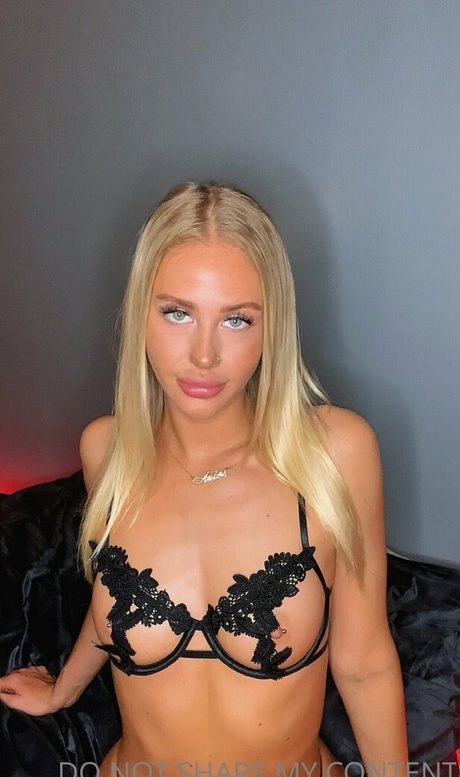 babyvicrose top actress galleries