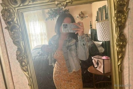 brunetteheadbaddie star nice gallery